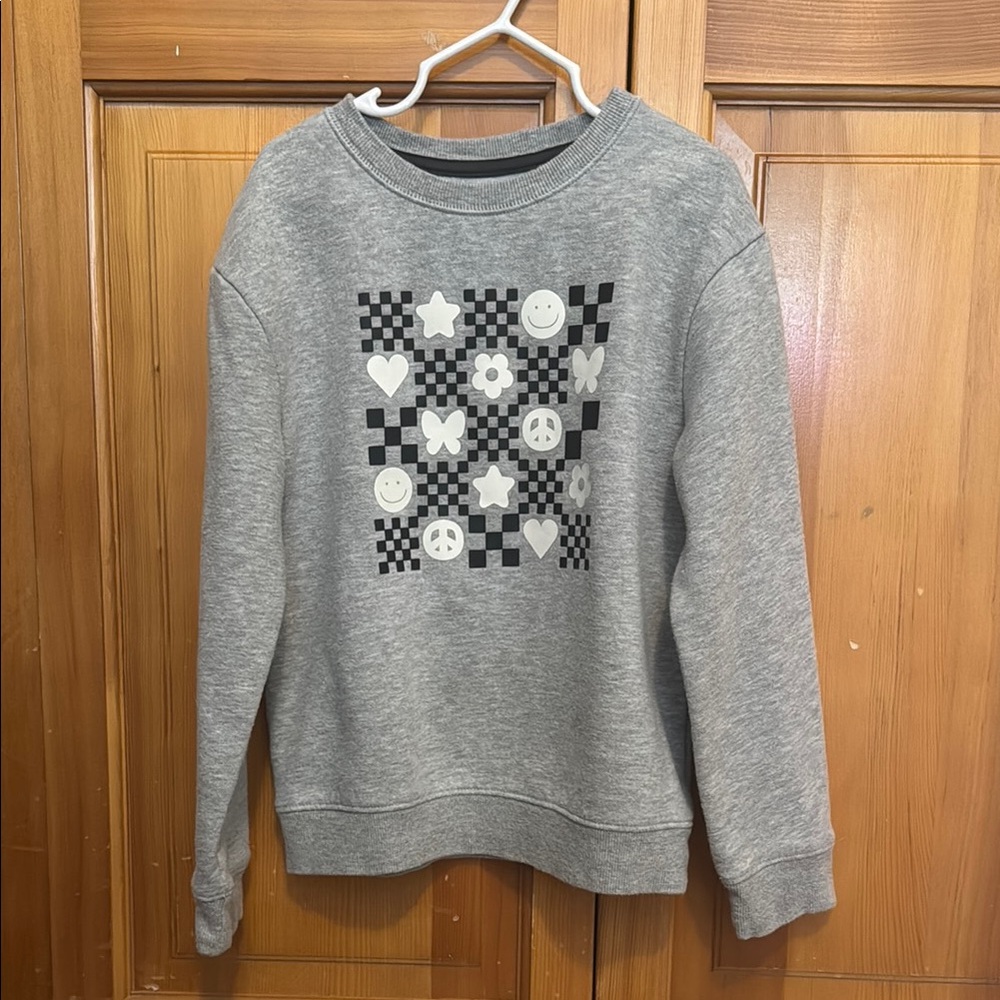 Grey sweatshirt with classic mod design